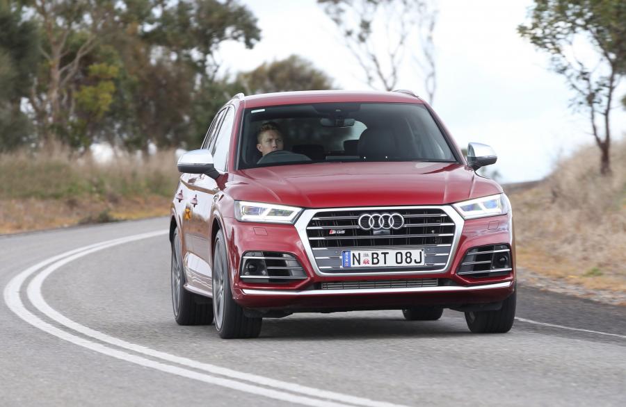  Audi SQ5 3.0 TFSI 2017 года  (AU) (фото 18 из 40)